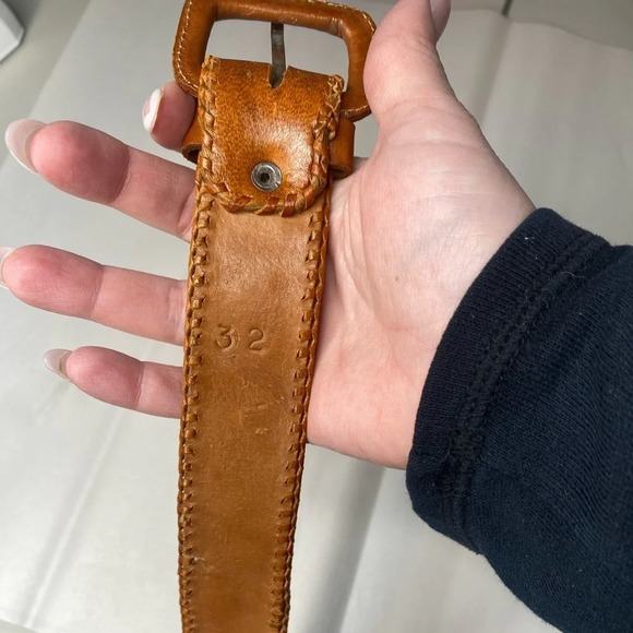Western Style Embroidered Stamped Leather Belt Size 32 - Picture 5 of 6